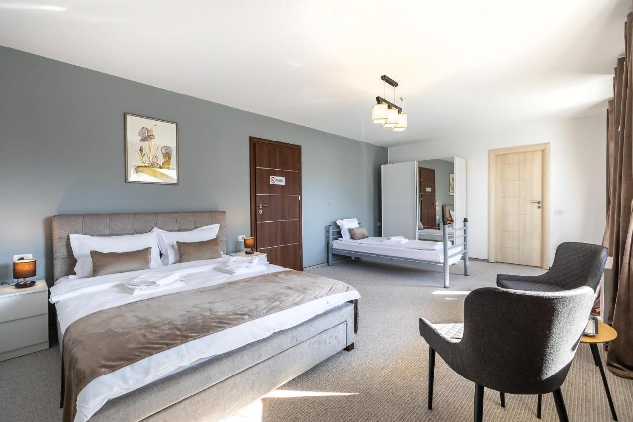 Emerald Residence Rîşnov Kültér fotó