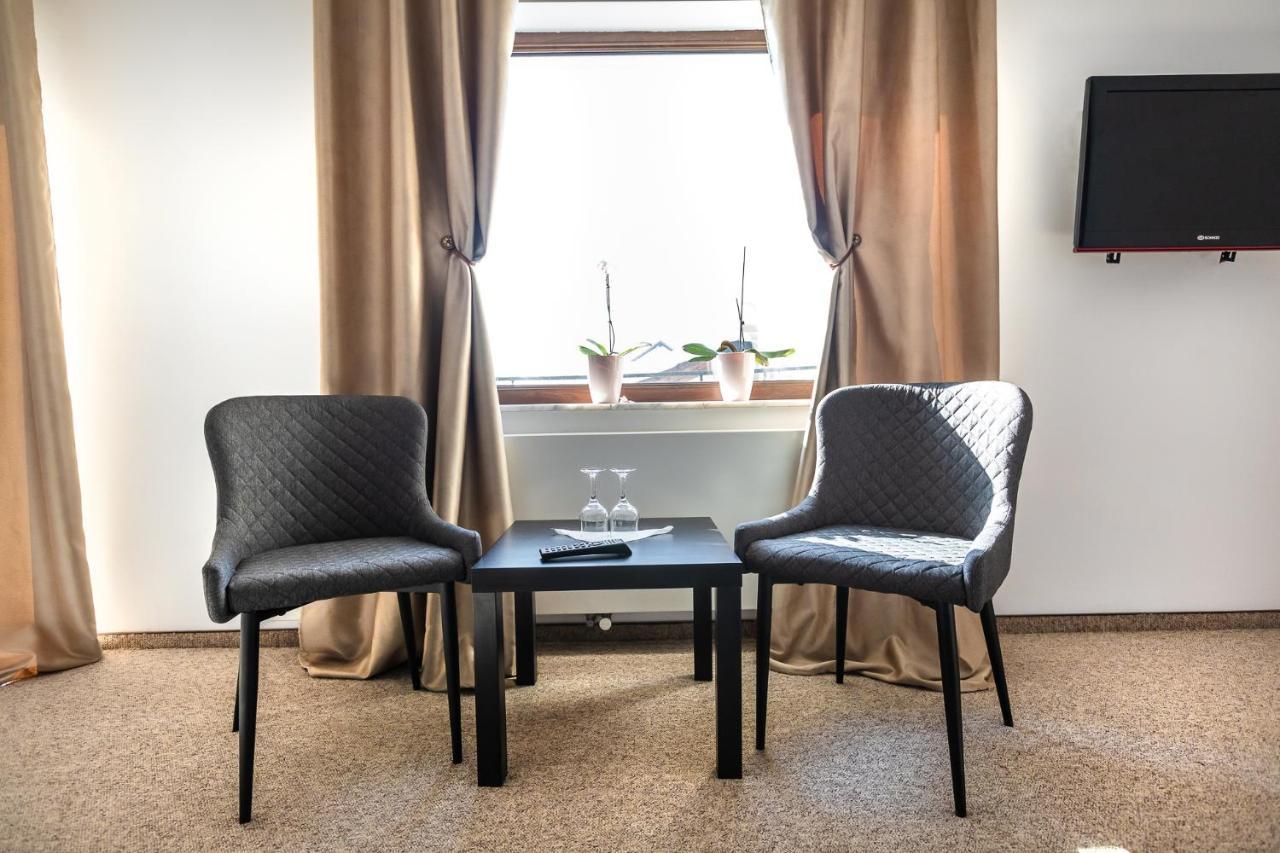 Emerald Residence Rîşnov Kültér fotó