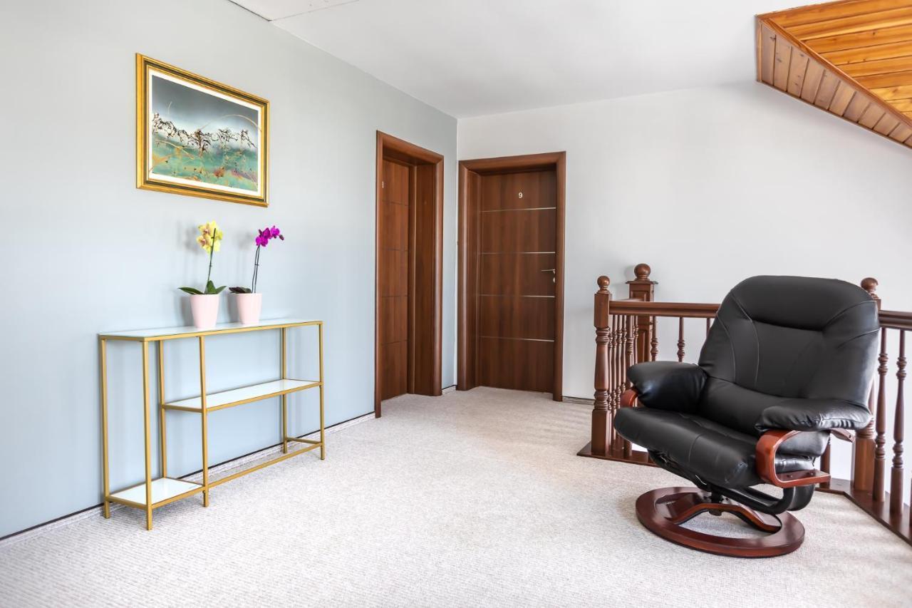 Emerald Residence Rîşnov Kültér fotó