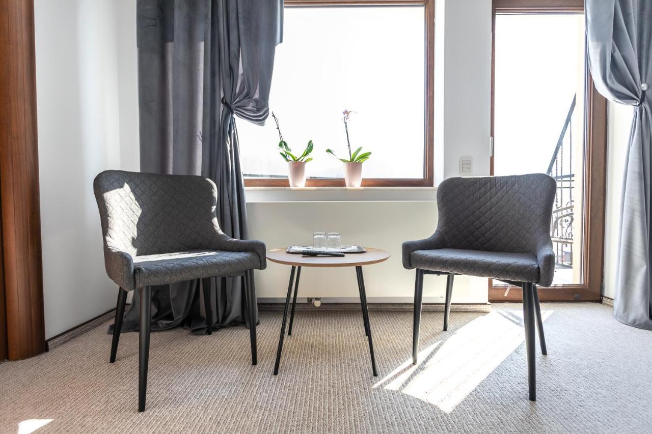 Emerald Residence Rîşnov Kültér fotó