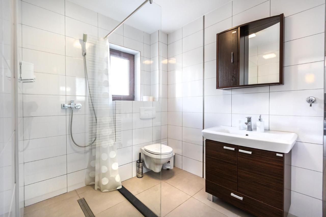 Emerald Residence Rîşnov Kültér fotó
